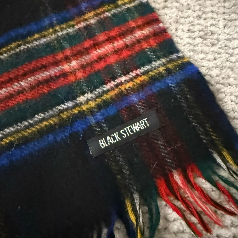 Black Stewart Tartan Wool Scarf Red Plaid Fringe Classic Winter Holiday‎ Unisex
